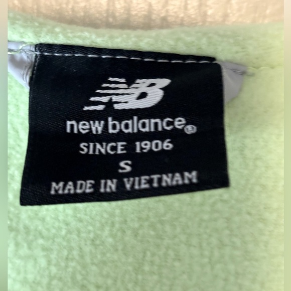Men’s Size Small New Balance Lime Green Fleece Jacket - Picture 4 of 8
